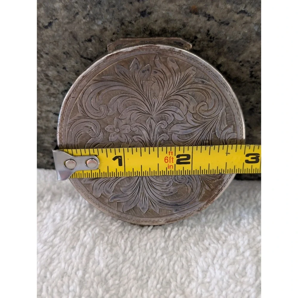Vintage Engraved Silver Metal Compact Mirror With Pressed Powder Ornate Floral - Picture 16 of 16